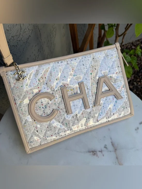 Chanel Tweed PVC Large Wristlet Clutch - Picture 3 of 16